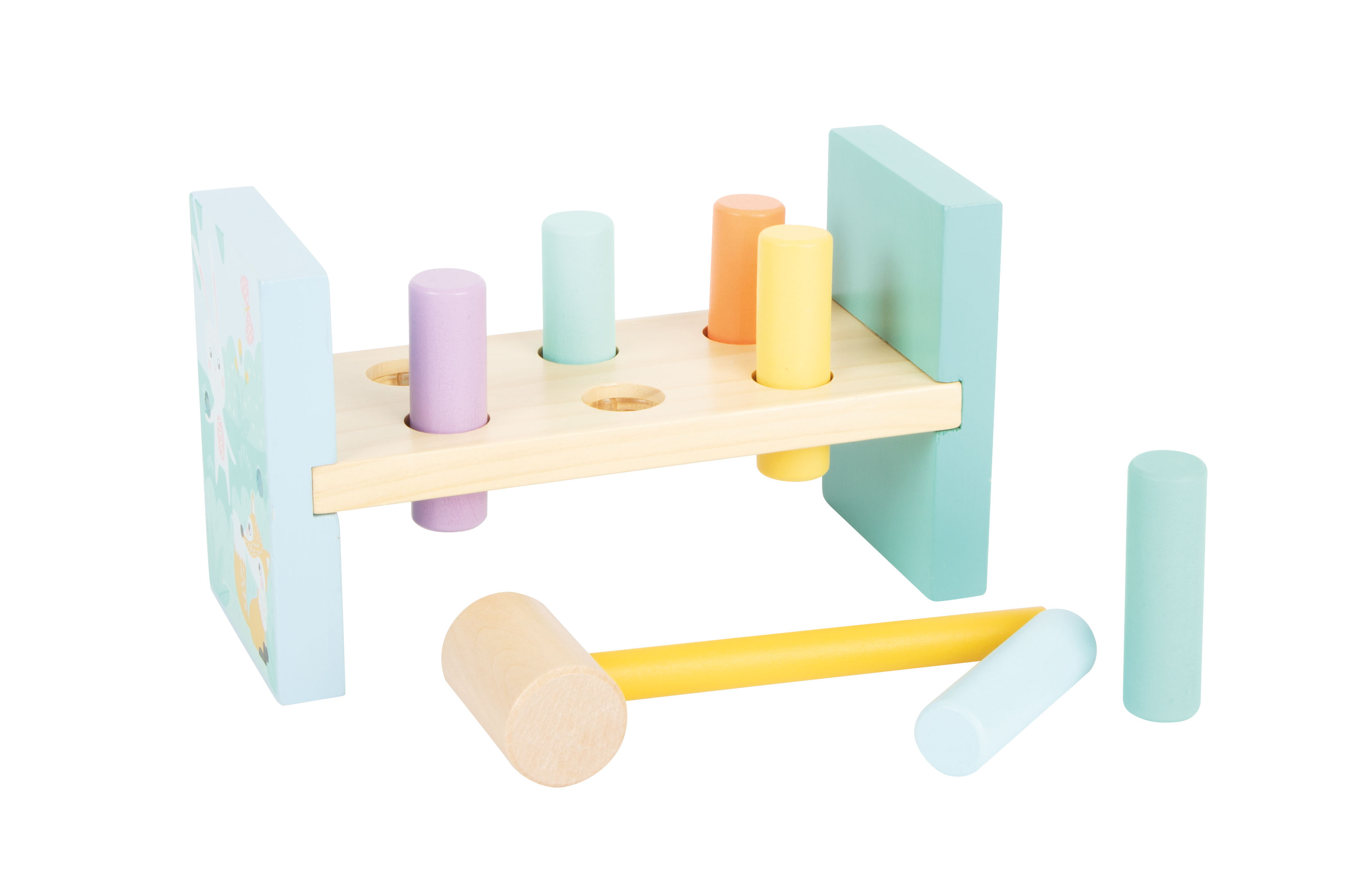 pastellfarbige Klopfbank aus Holz