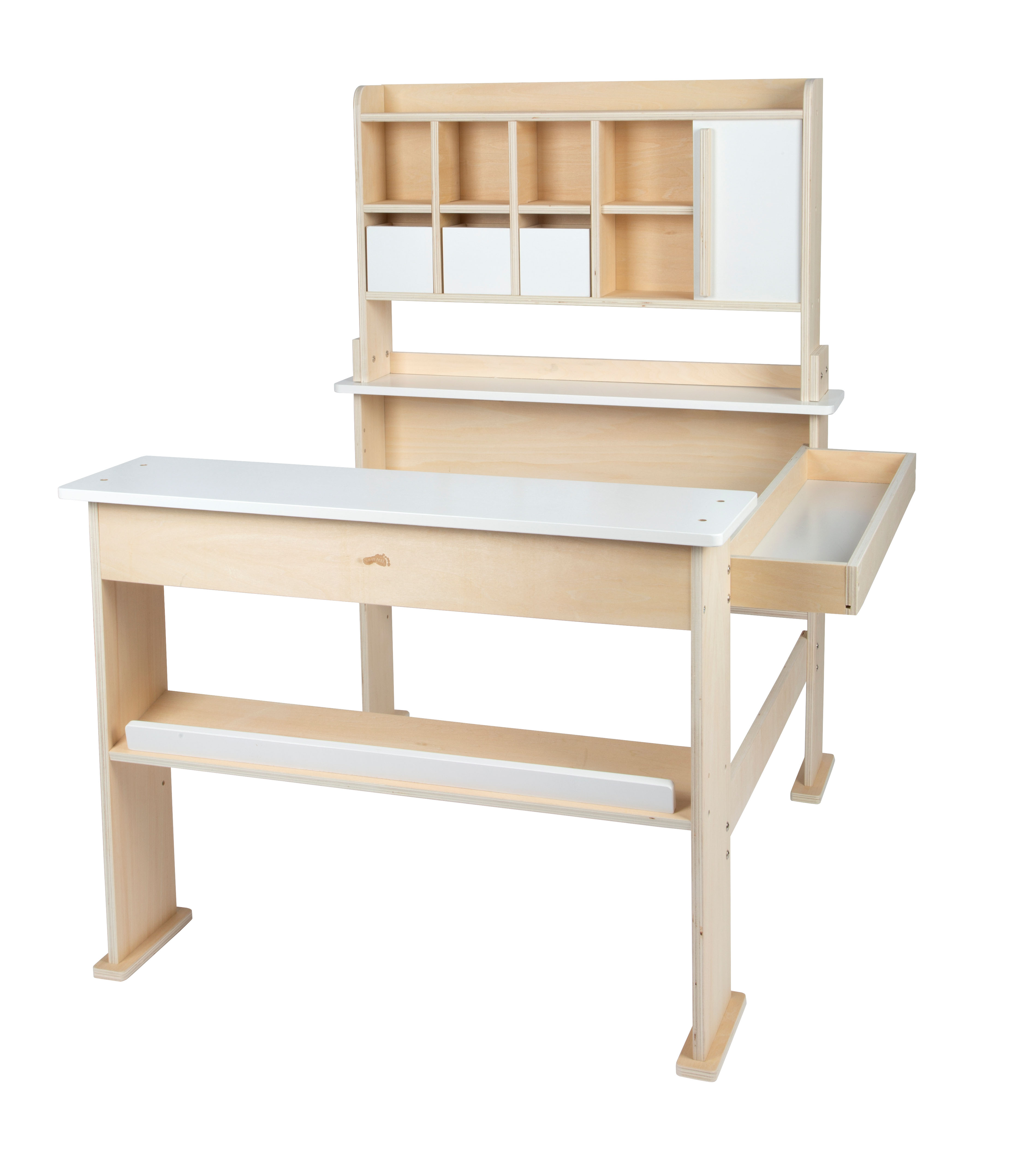 Marktstand aus Holz mit Ablagefläche