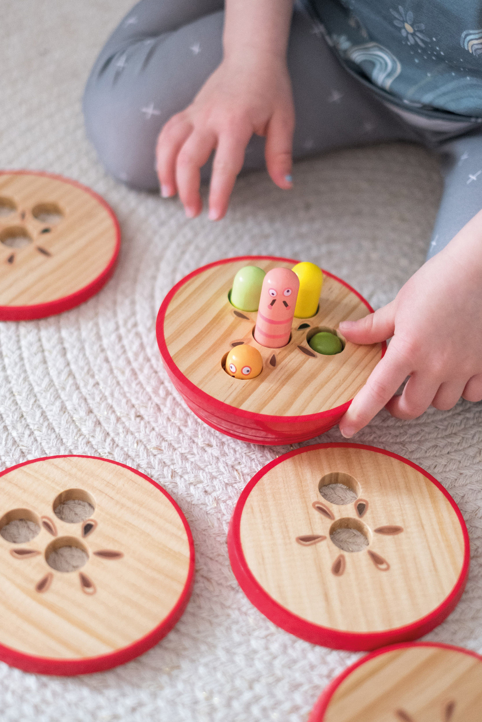 Lernspiel Logisteck Apfel für Kinder