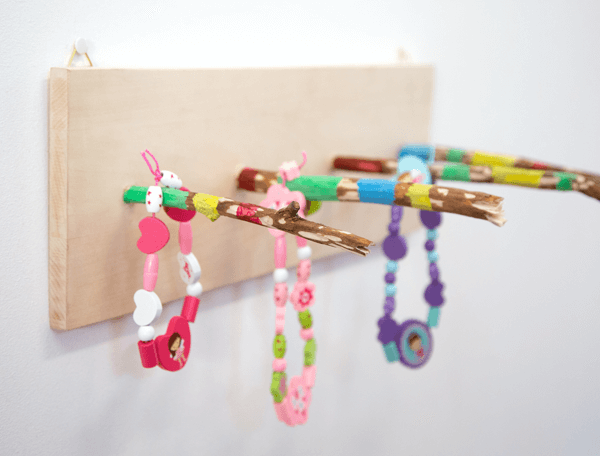 DIY: Schmuckgarderobe
