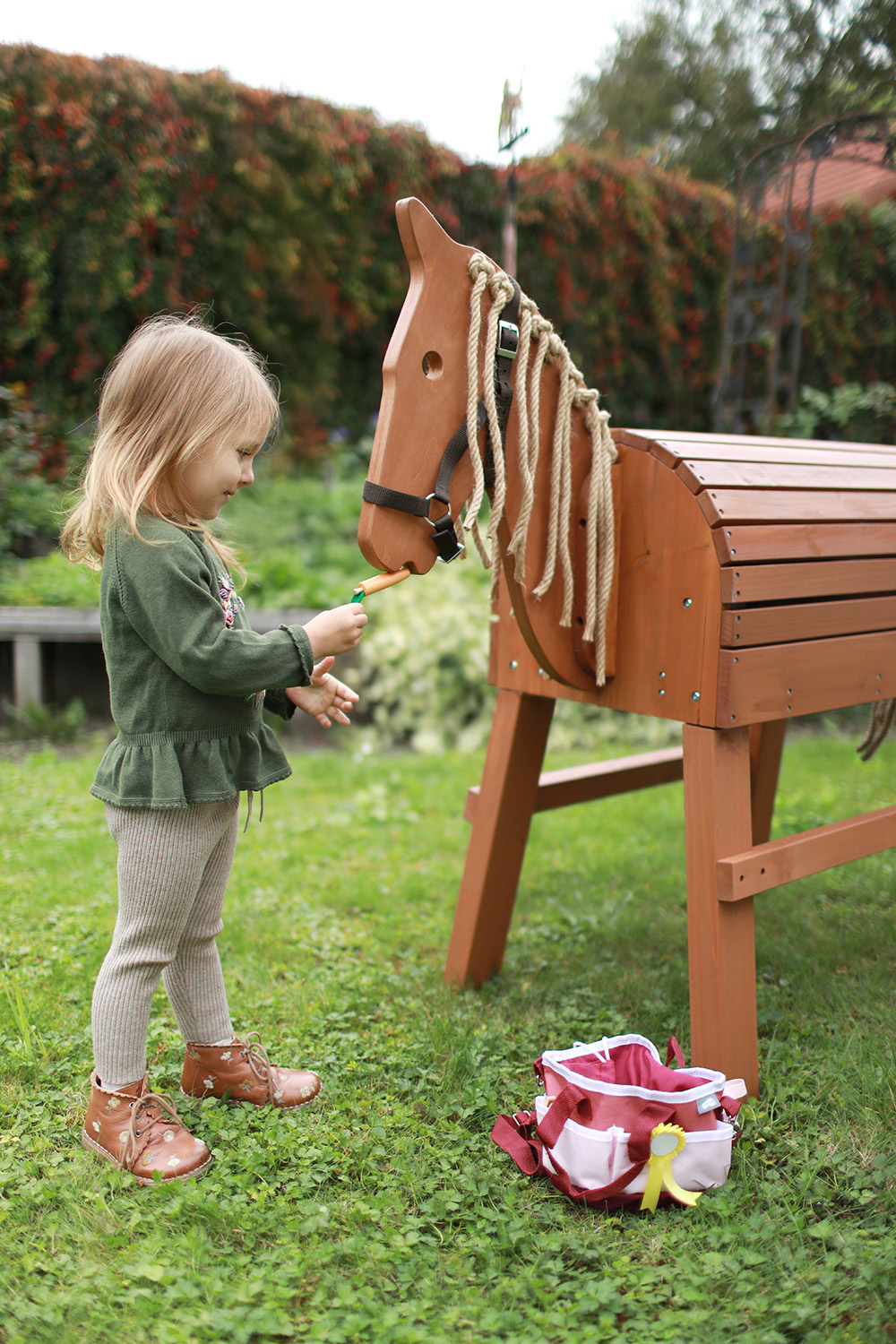 Gras, Holz, Kind, Mädchen, Person