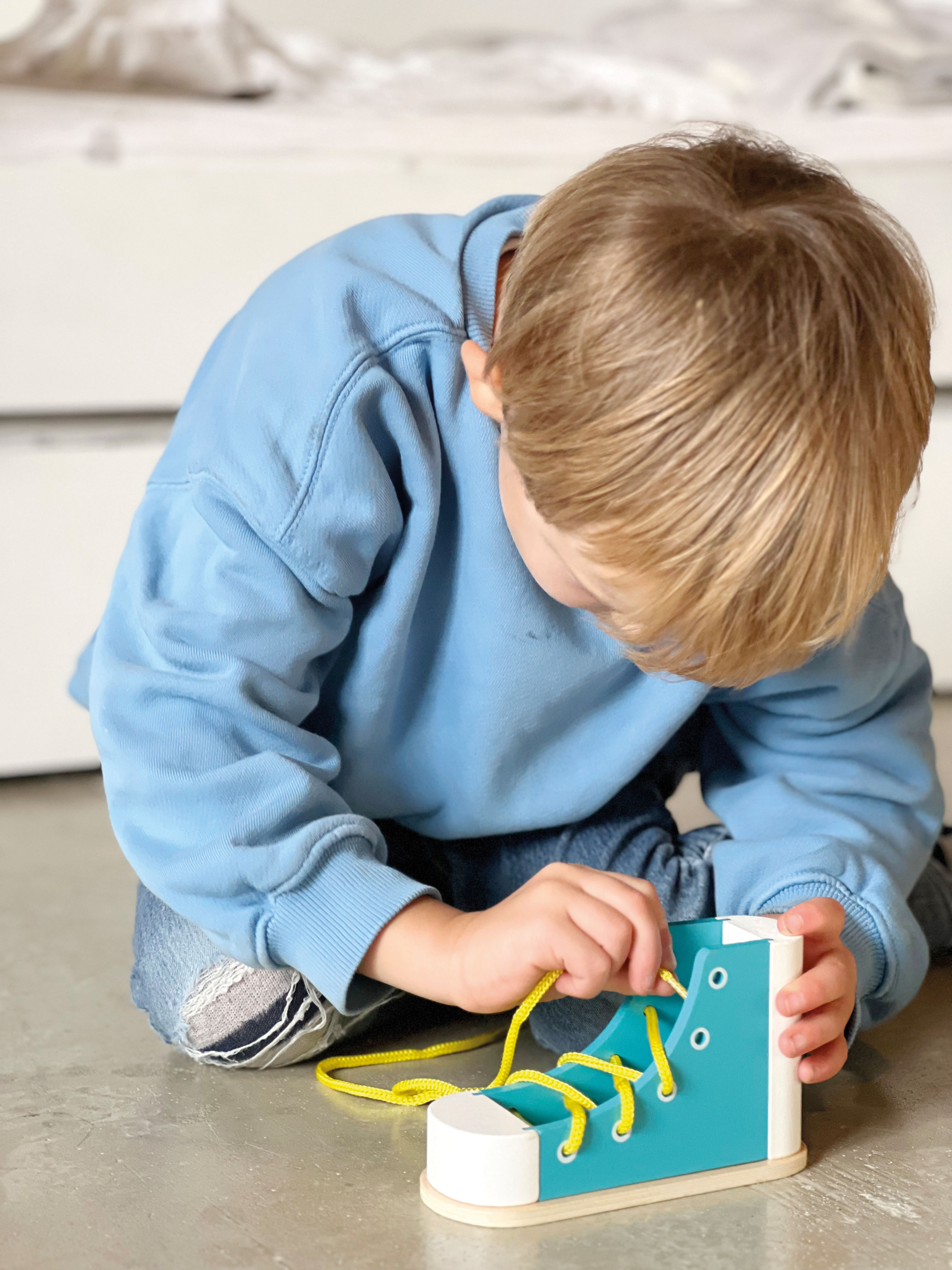 Fädelschuhe Schleife binden für Kinder