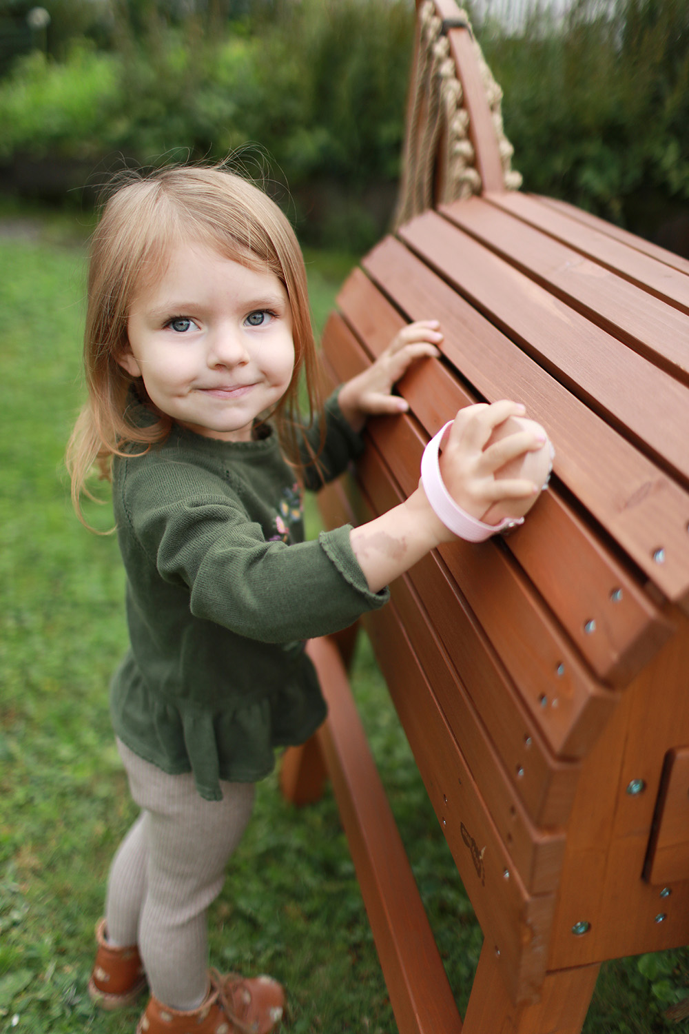 Finger, Person, Bank, Mobiliar, Holz