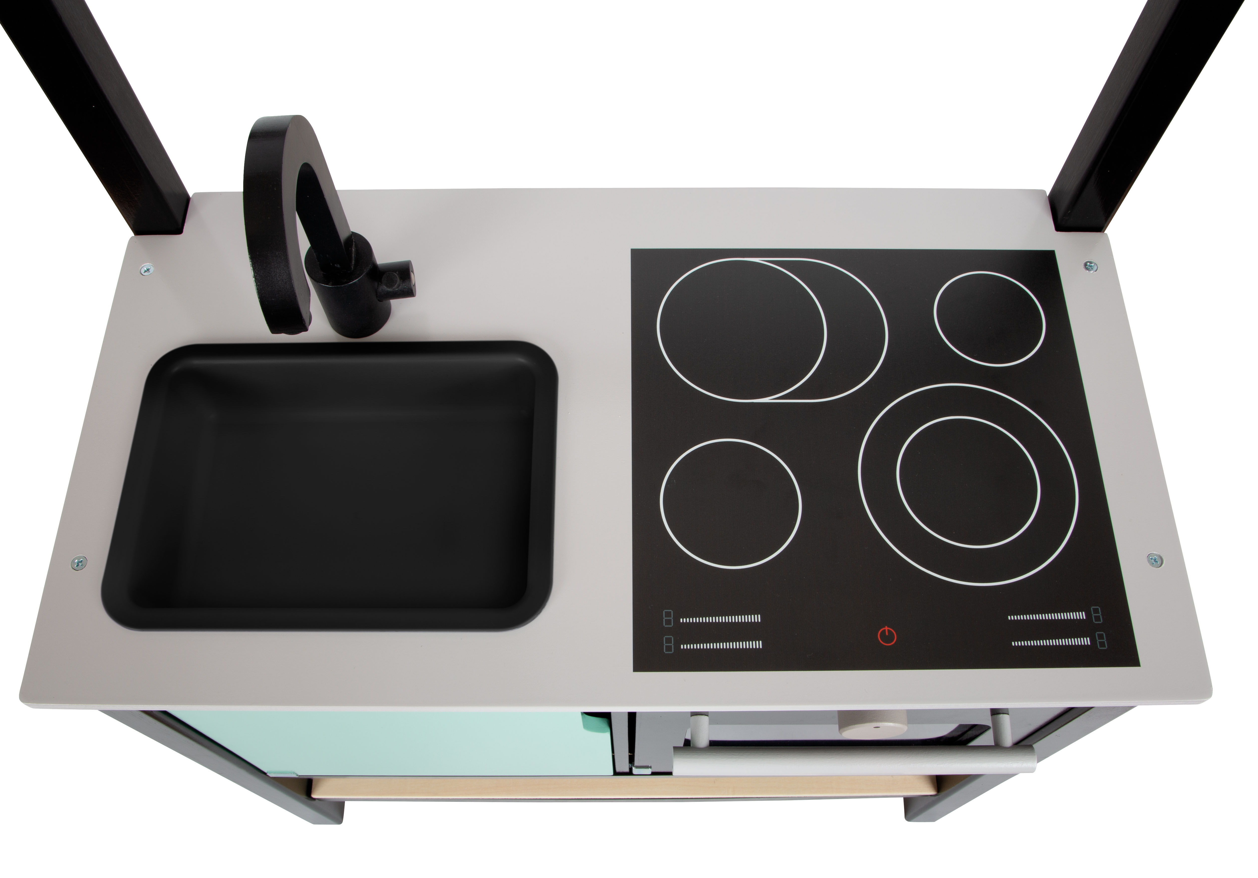 Kinderküche mit Backofen und Kühlschrank
