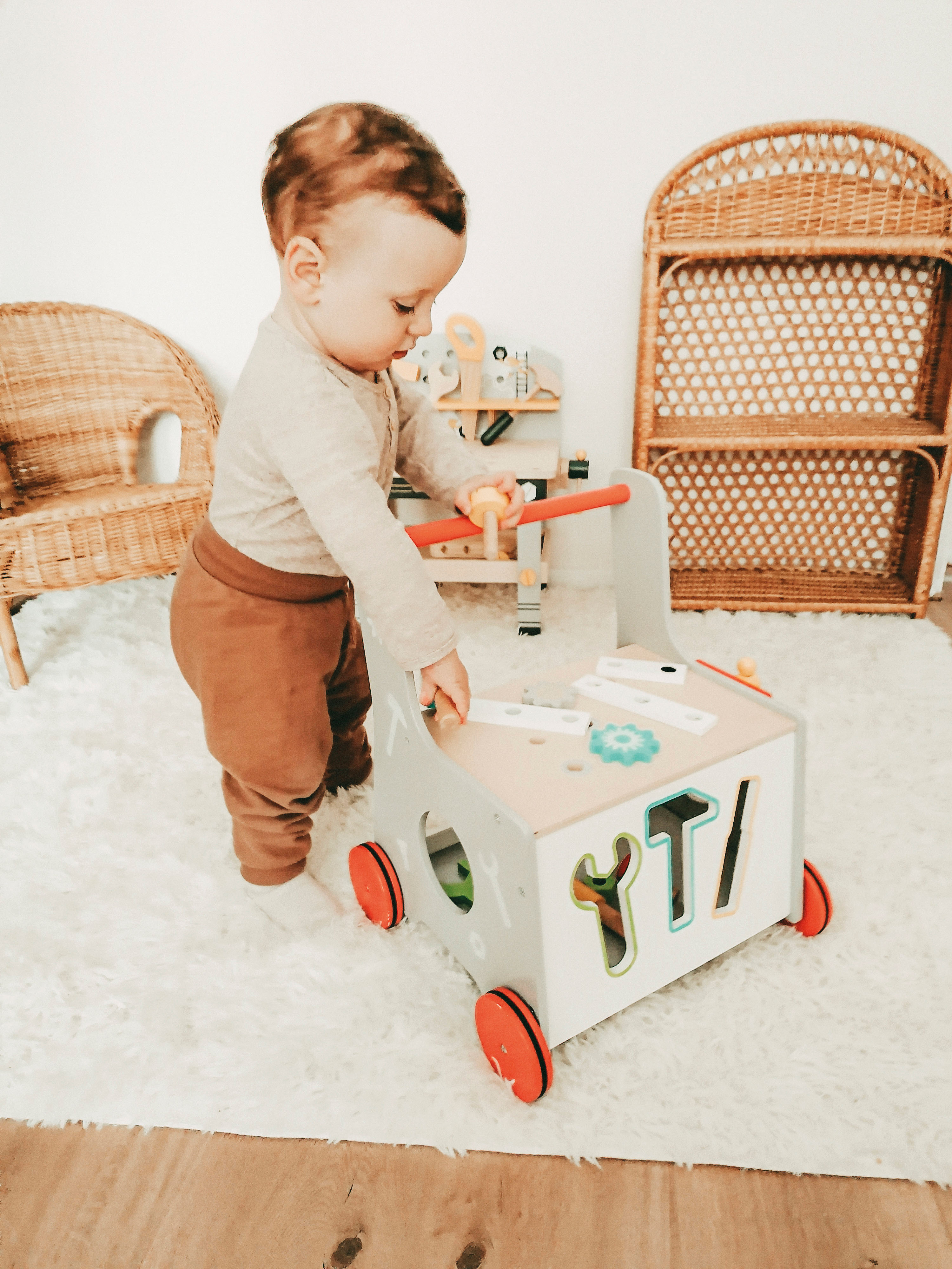 Lauflernwagen Werkzeug für Kinder