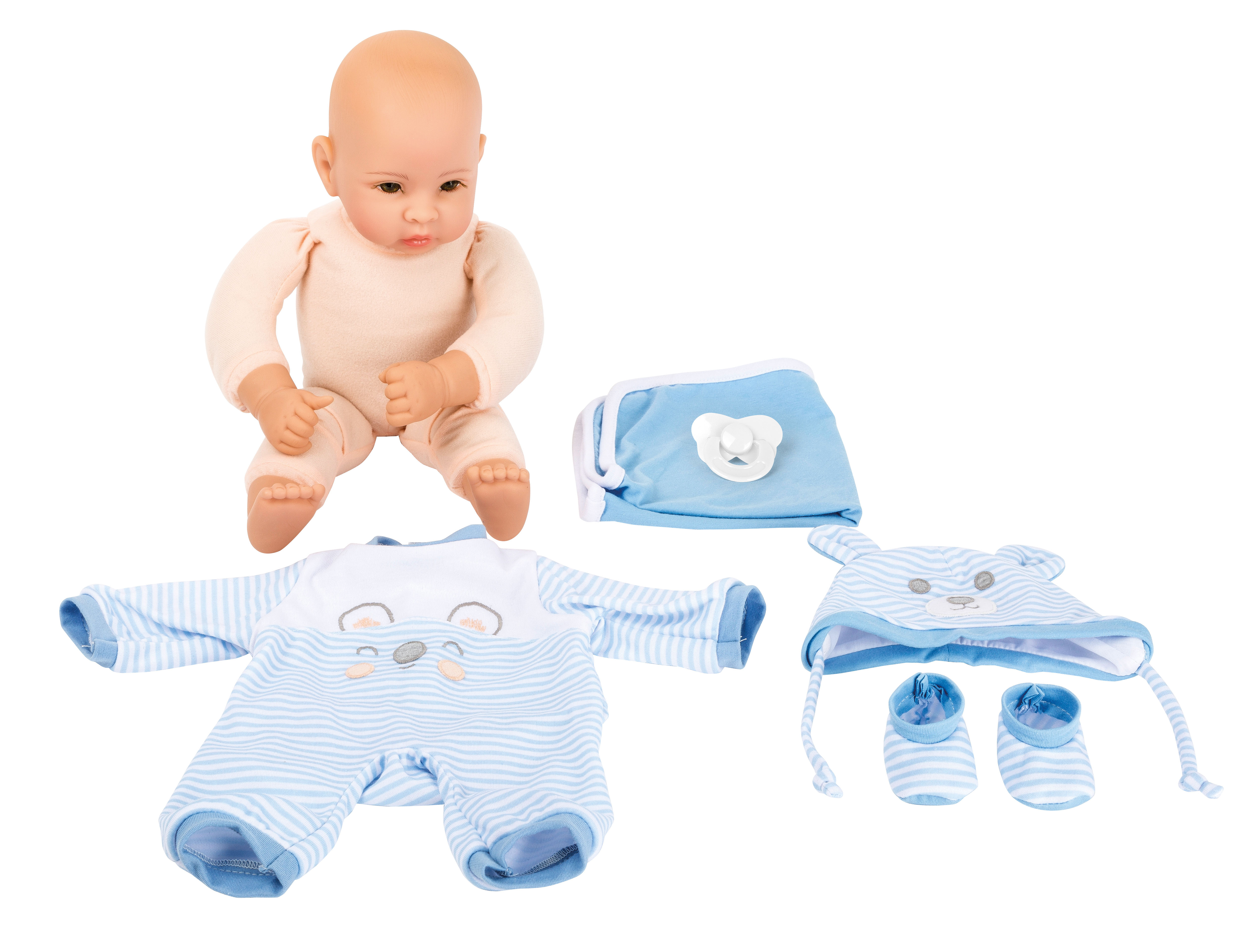 Spielpuppe mit Mütze, Socken, Anzug und Decke