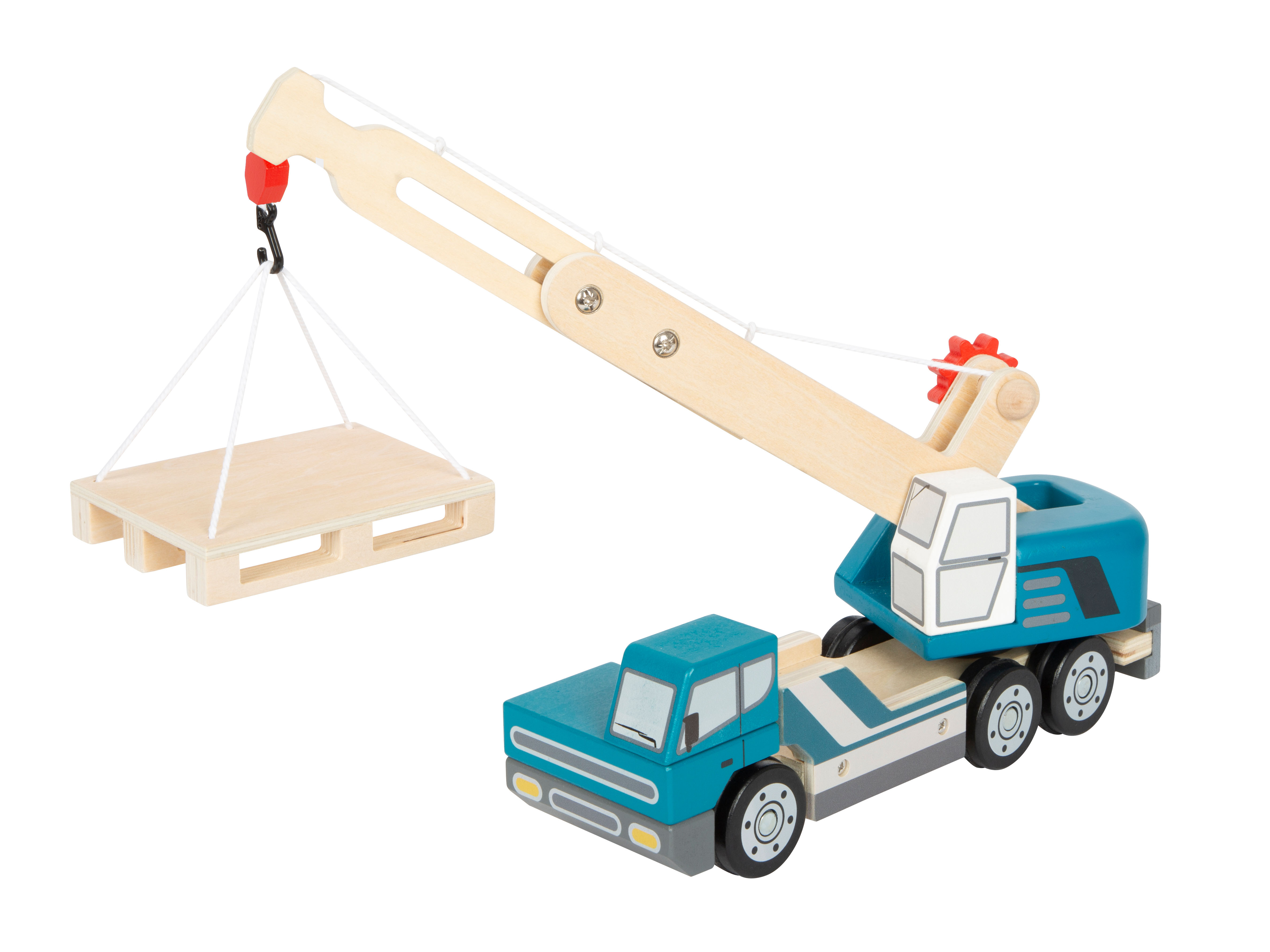 Schräger Kranwagen mit hängender Holz-Palette