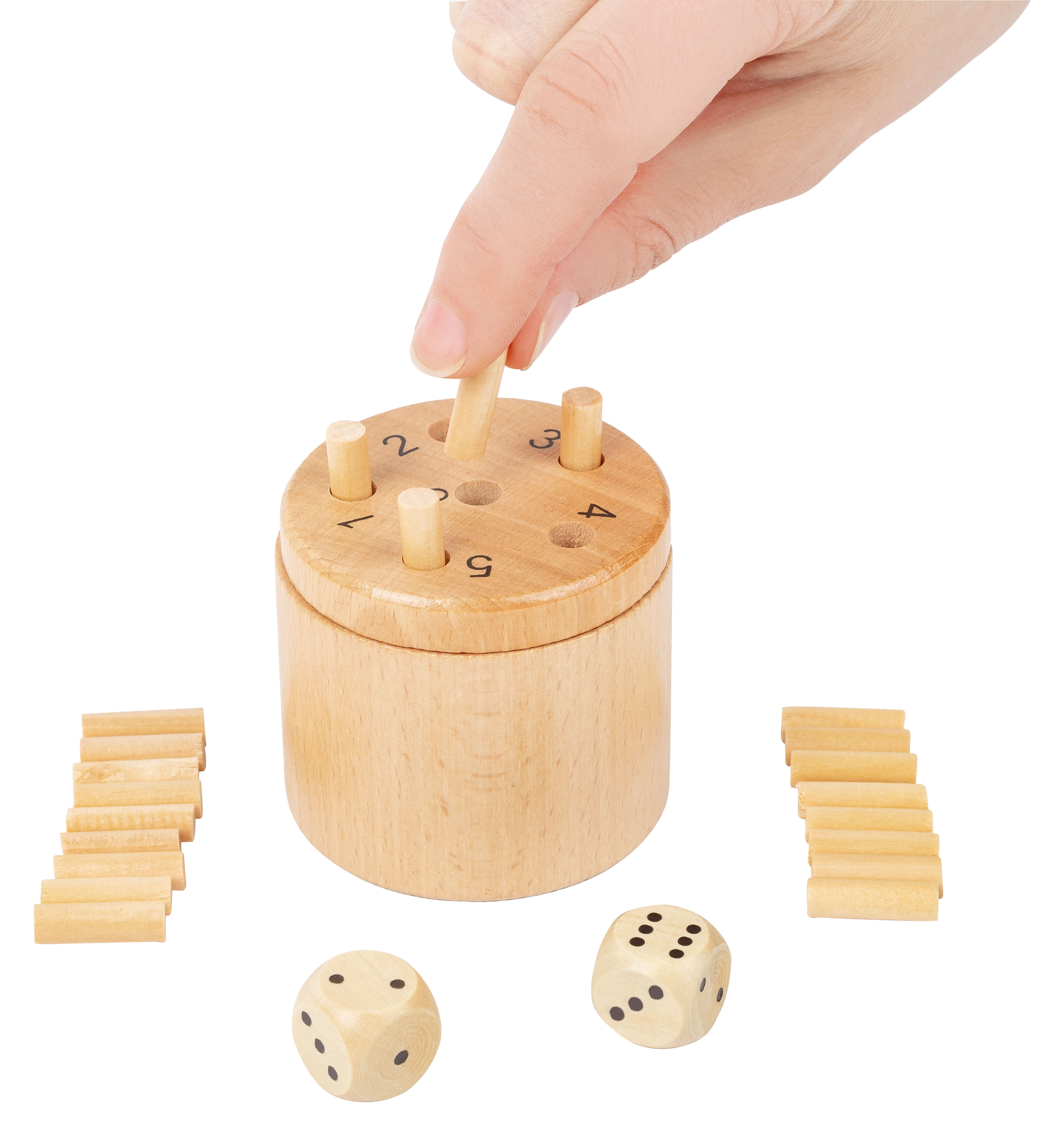 Holzturm mit Würfeln und Steckstäbchen