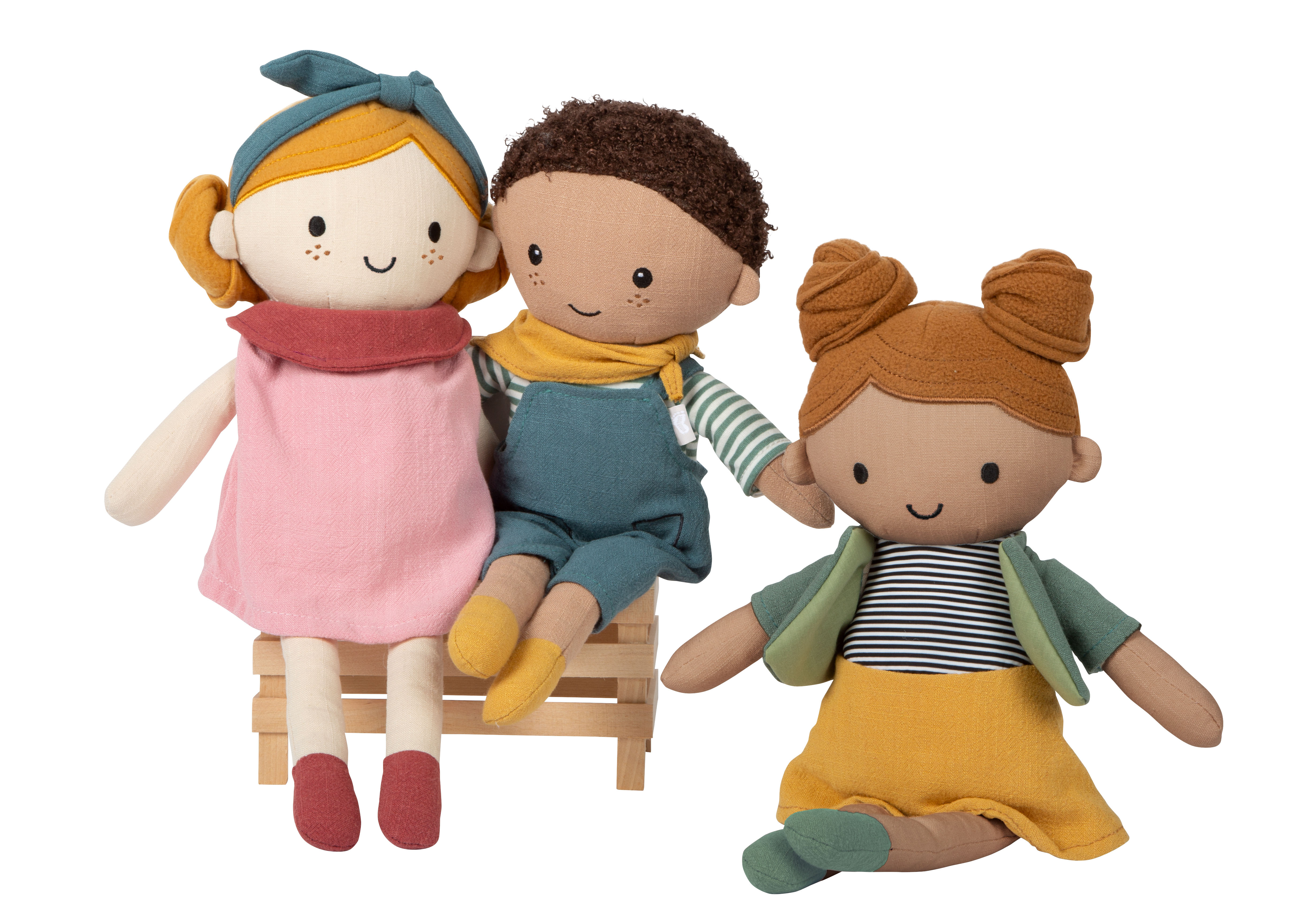 Drei Puppen aus Stoff für Kinder