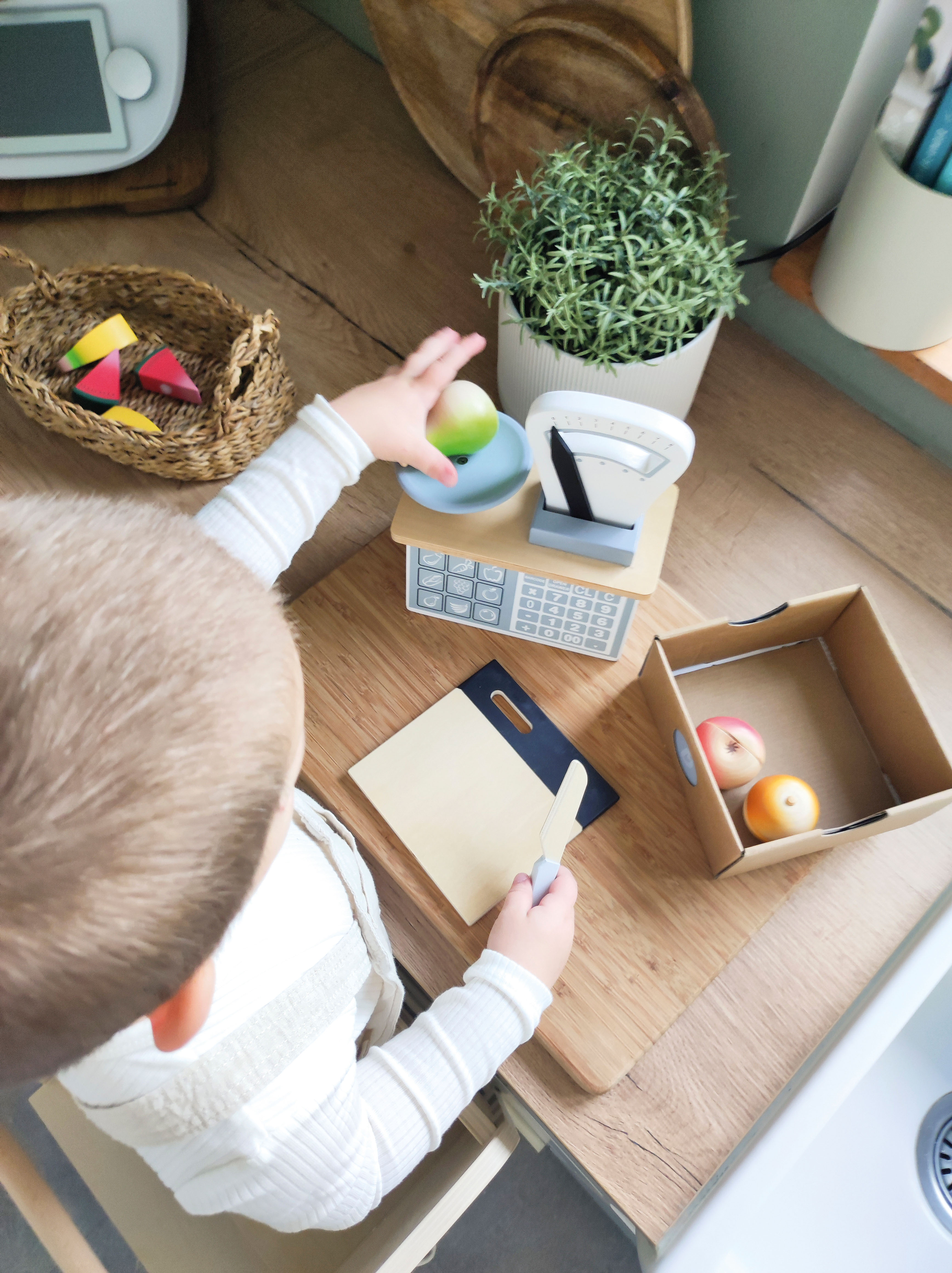 Holzwaage für Kinder