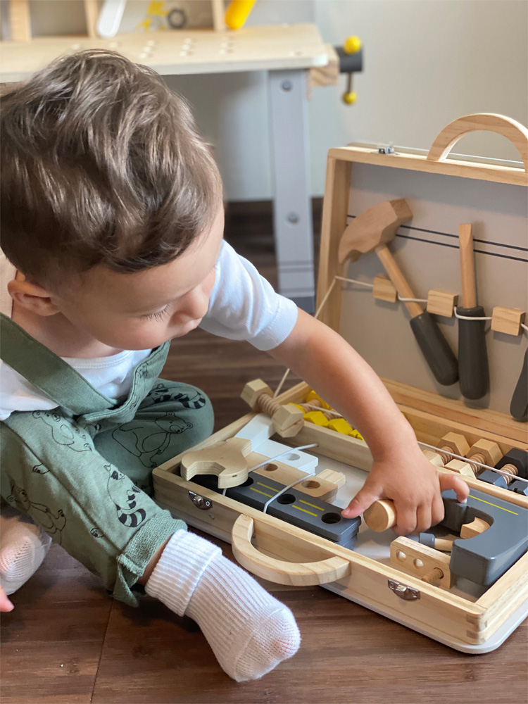 Établi pour enfants  Par les spécialistes des jouets en bois en Allemagne