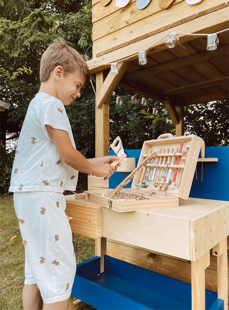 Caisse à outils  du spécialiste allemand de jouets en bois