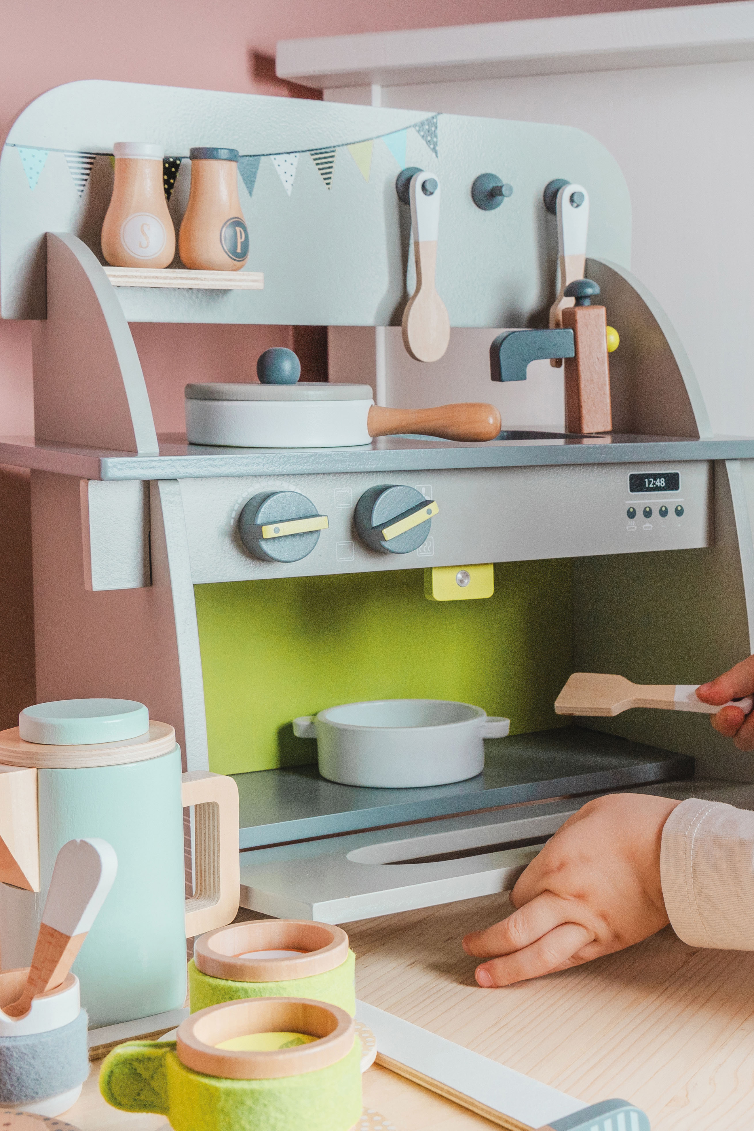 Kinderküche kompakt für Kinder