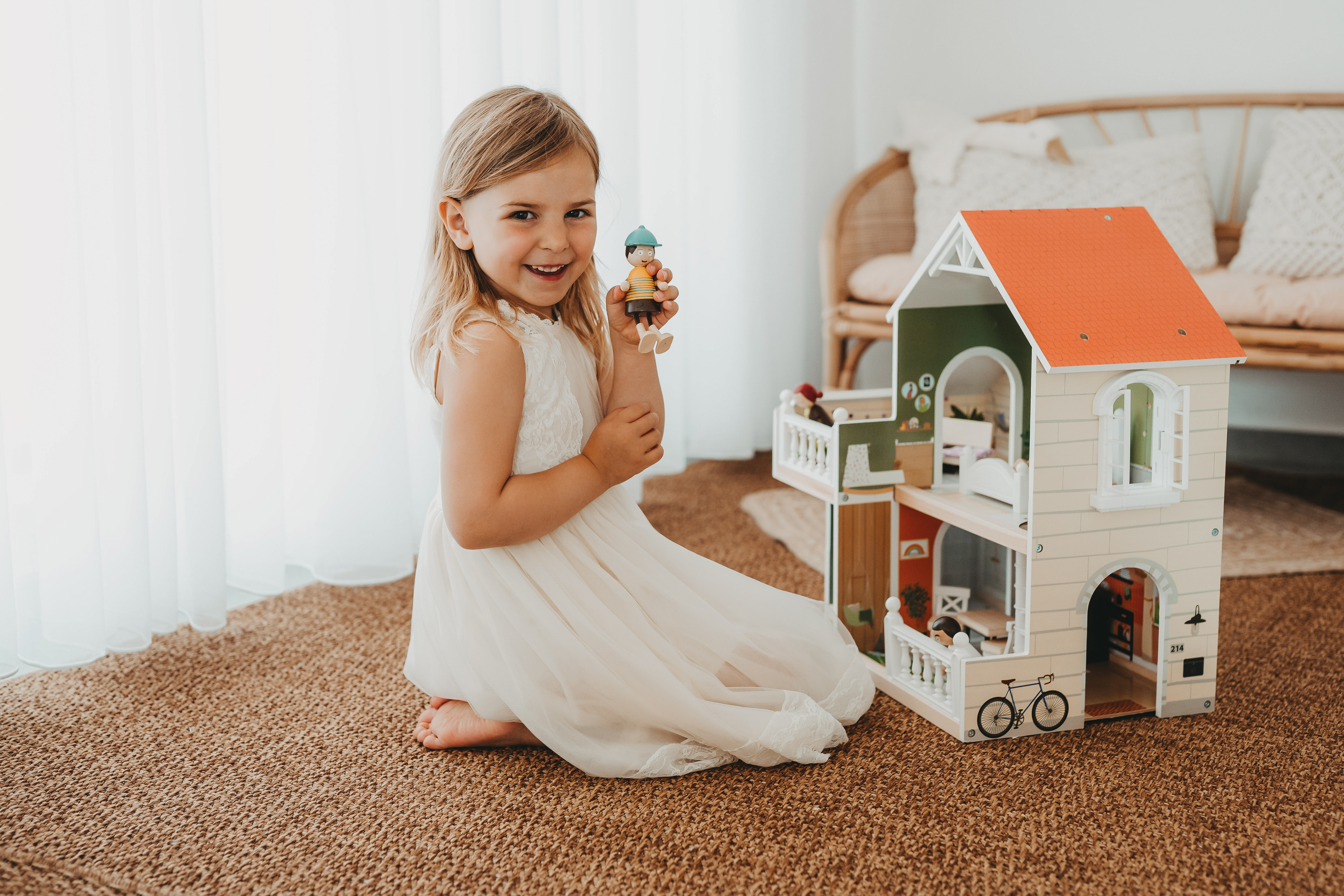 Puppenhaus mit Dachterrasse für Kinder